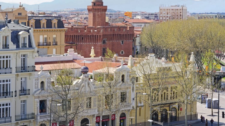 Louis Aliot demande à la Généralitat de Catalunya de cesser ses...